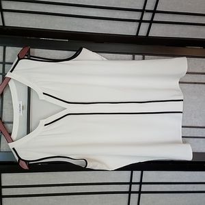 *3 for $12* EUC Calvin Klein blouse